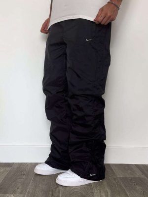 SUPER RARE 2000s Nike Trackpants Black  | PREMIUM