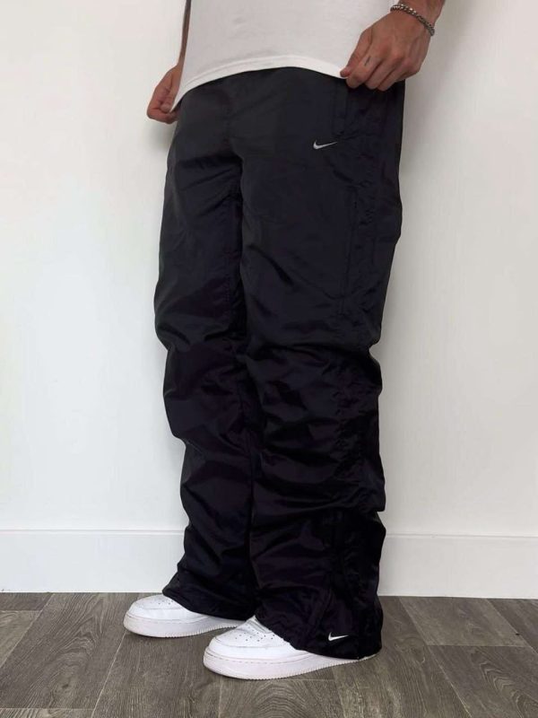 SUPER RARE 2000s Nike Trackpants Black  | PREMIUM