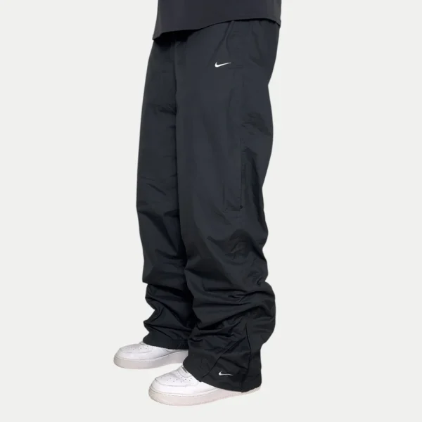SUPER RARE 2000s Nike Trackpants Black  | PREMIUM